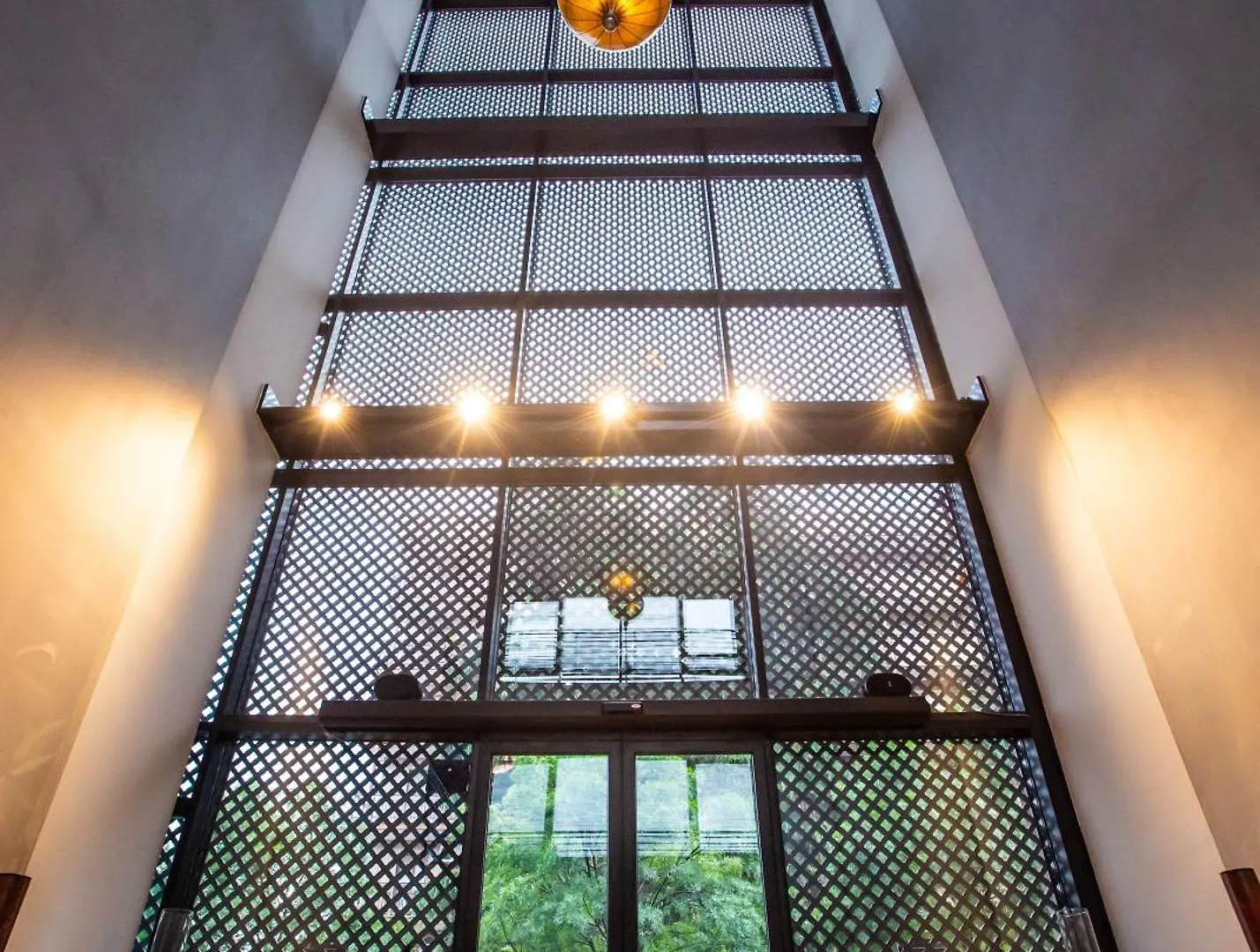 Milan Suite Hotel 4*,