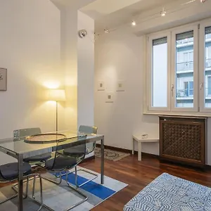 https://youhosty-lepetit-3.it-lombardy.com