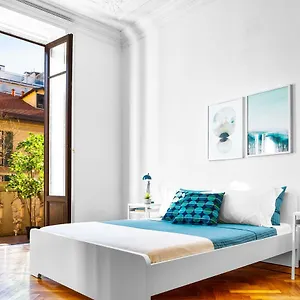 Hemeras Boutique Homes - 4 Design Homes In Center Apartament