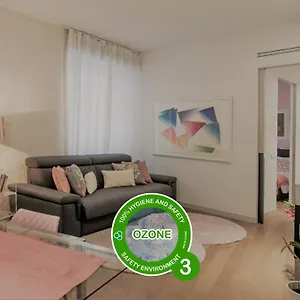 Apartment Madeleine In Brera, Mailand