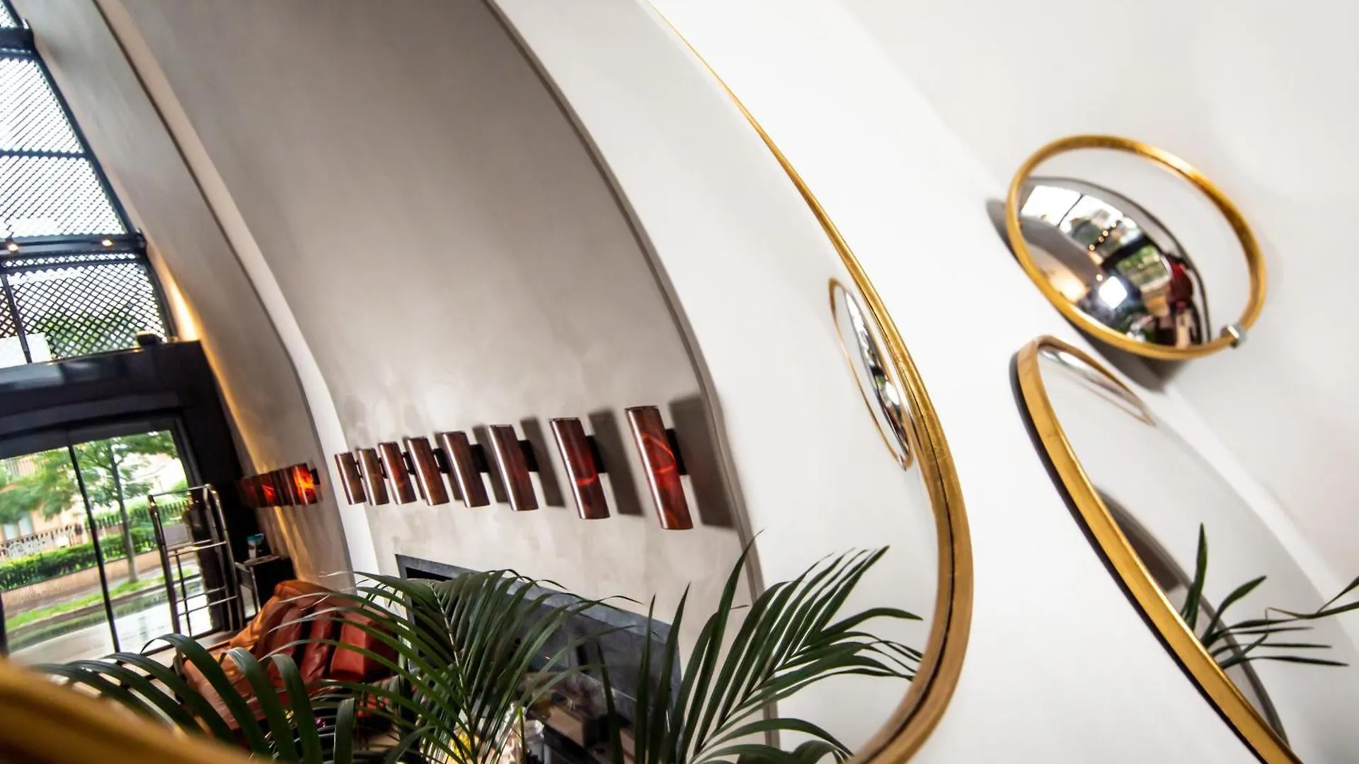 Milan Suite Hotel 4*,  Italy