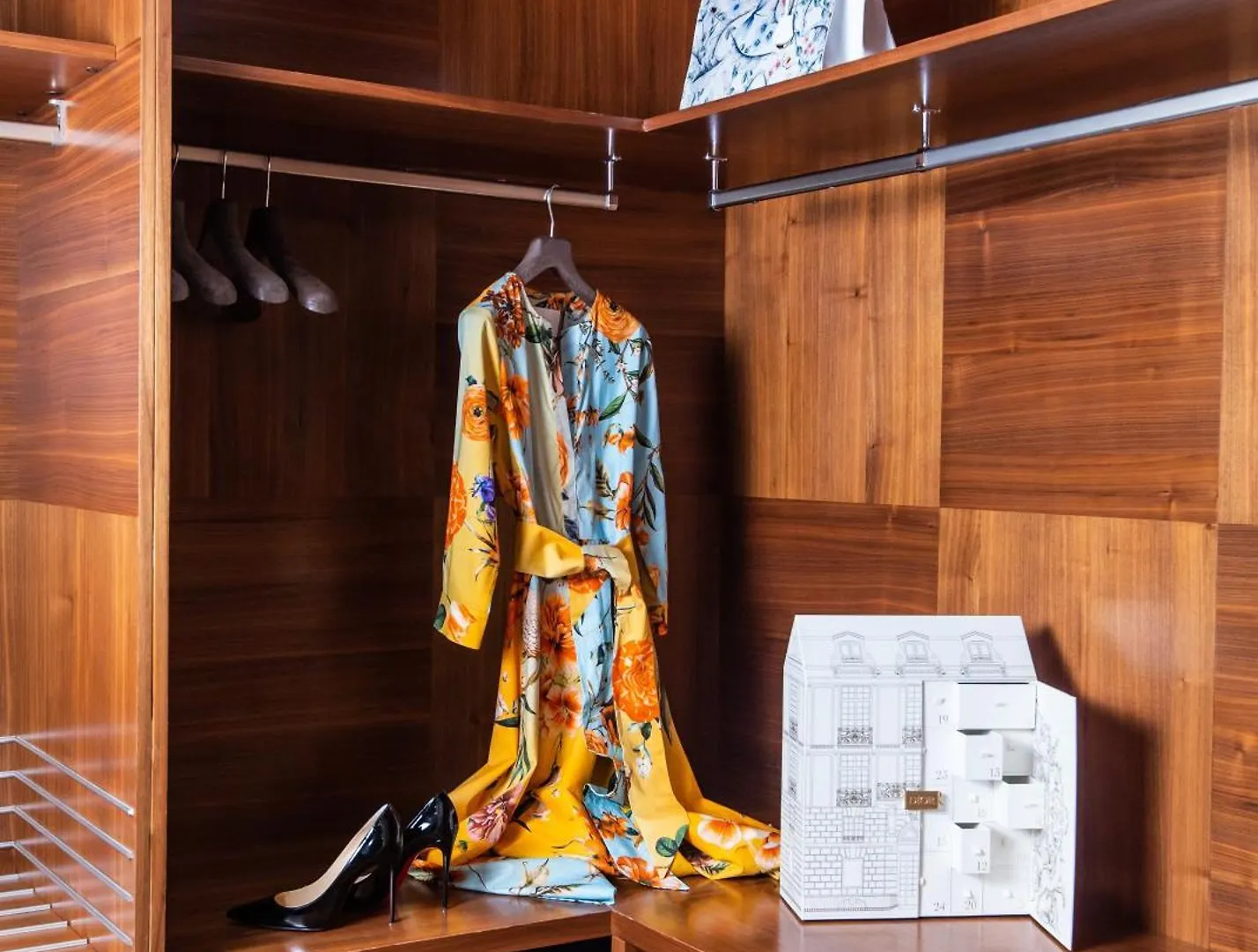 Milan Suite Hotel 4*,