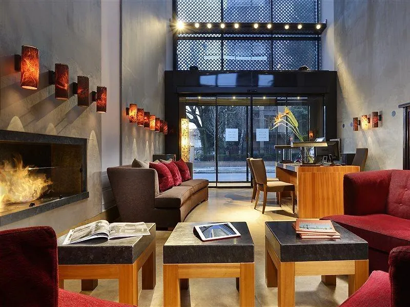 Milan Suite Hotel 4*,