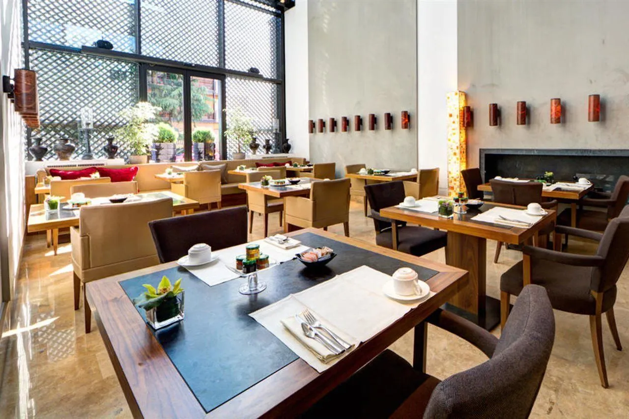 Milan Suite Hotel